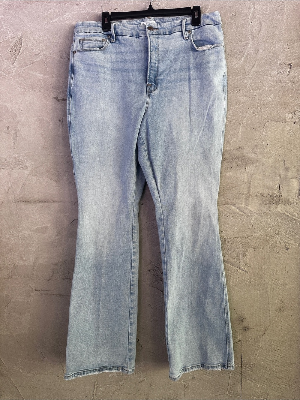 ✨ Good American High Rise Flare Jeans Size 15 Light Wash 👖